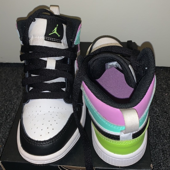 Brand new. Worn once! - Picture 2 of 4